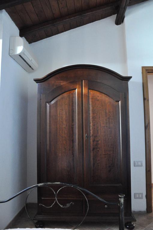 B&B Casacori Орозеи Екстериор снимка